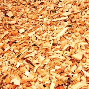 Щепа топливная оптом в Батайске и других различных марок заказать от 16 тонн